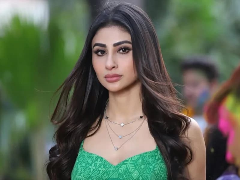 Mouni Roy